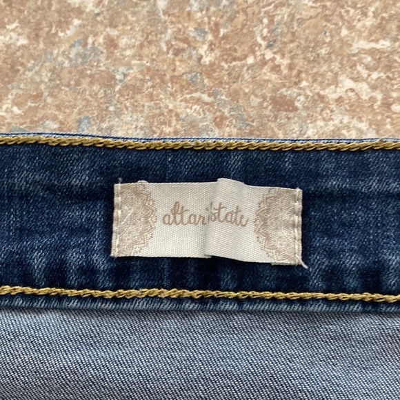 Button down denim mini Size Large - Picture 3 of 8